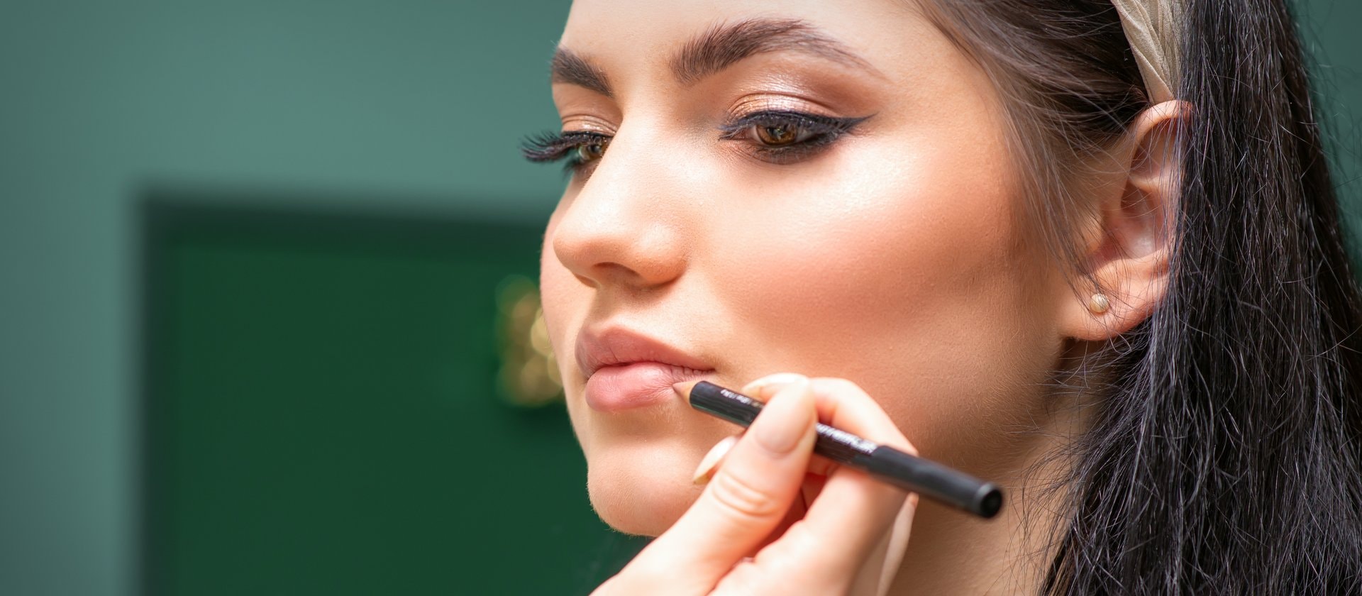 Lip combo tehnika: lip liner, ruž i gloss za savršene usne
