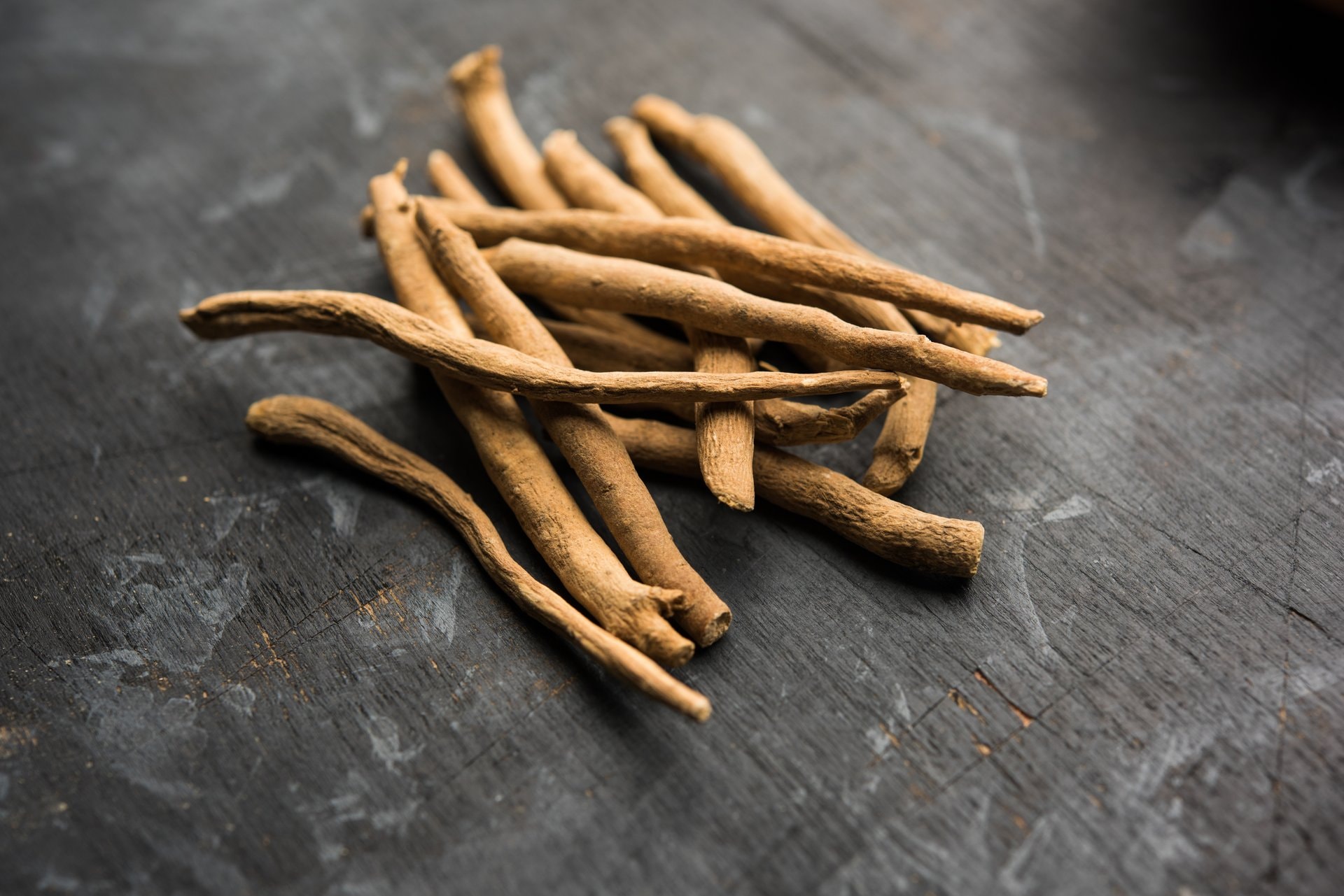 Adaptogeni u kozmetici: ashwagandha, reishi i CBD u kremama
