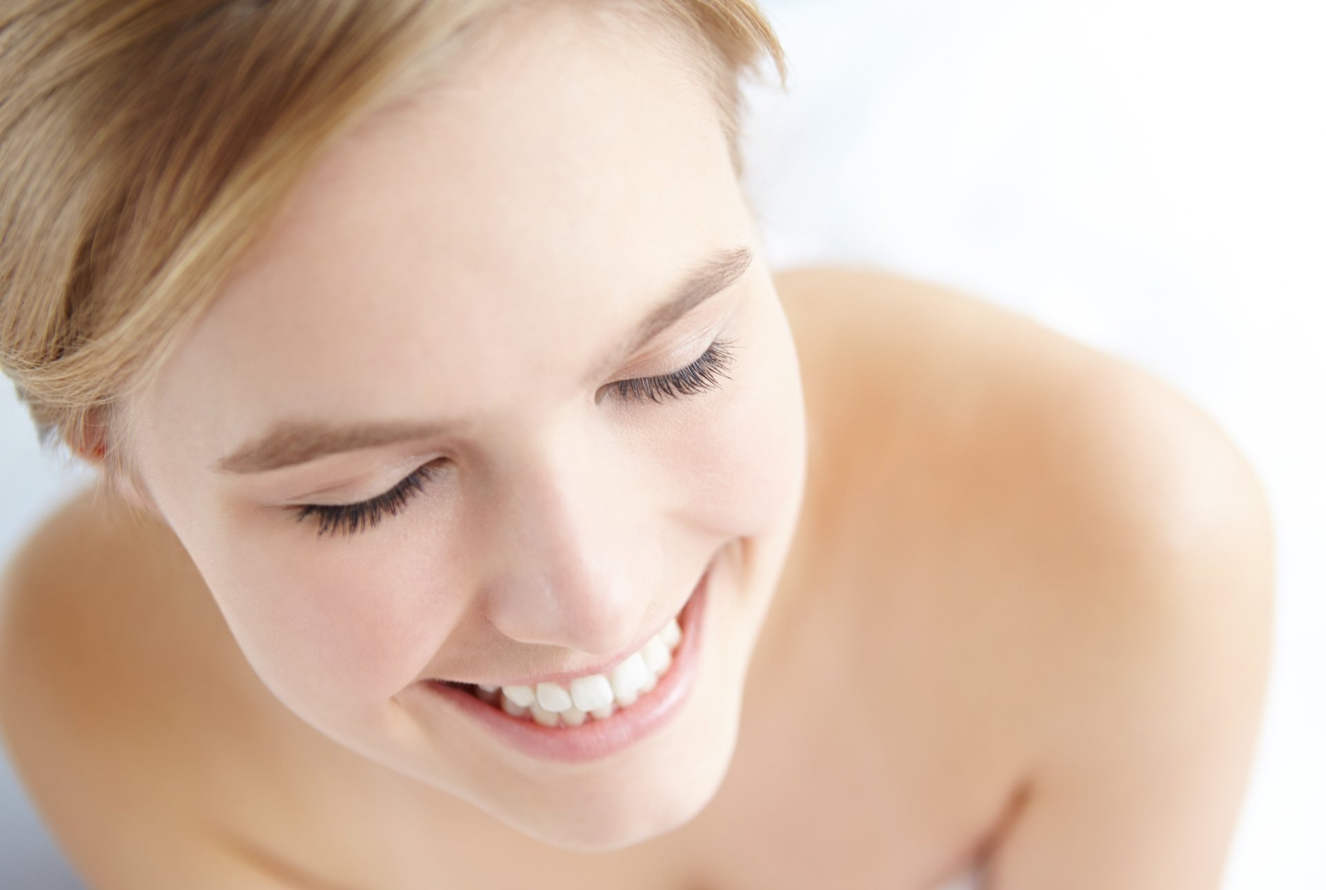 Akne kod tinejđera: kada je vrijeme za dermatologa?