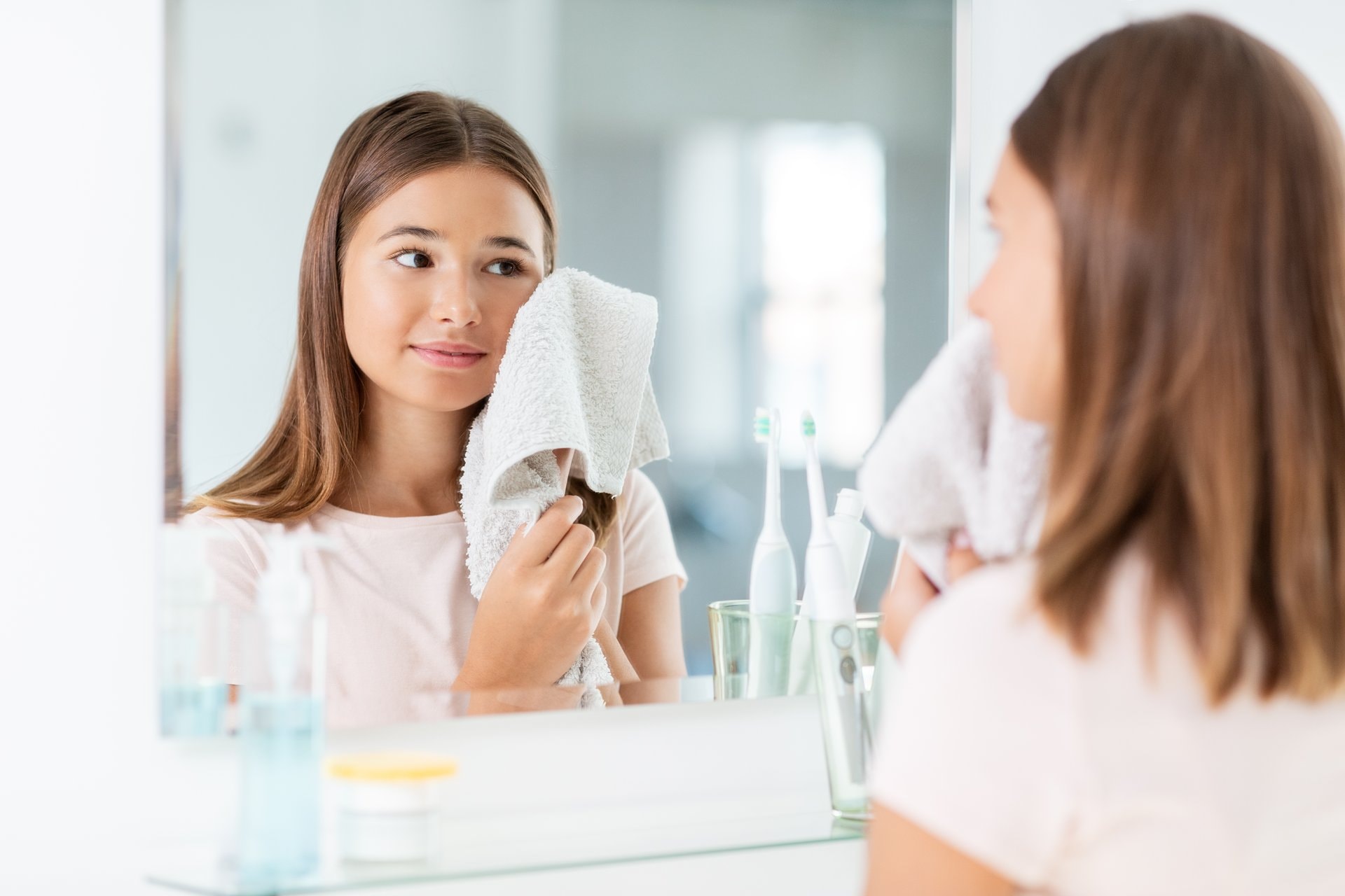 Budget beauty: kompletna rutina za tinejdžerke ispod 30 KM