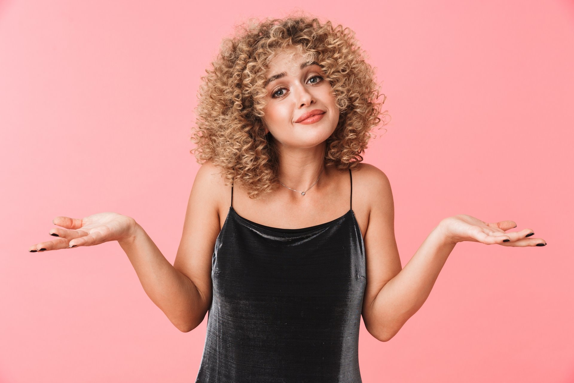 Heatless curls: lokne bez pegle i uvijača koje izgledaju vrh