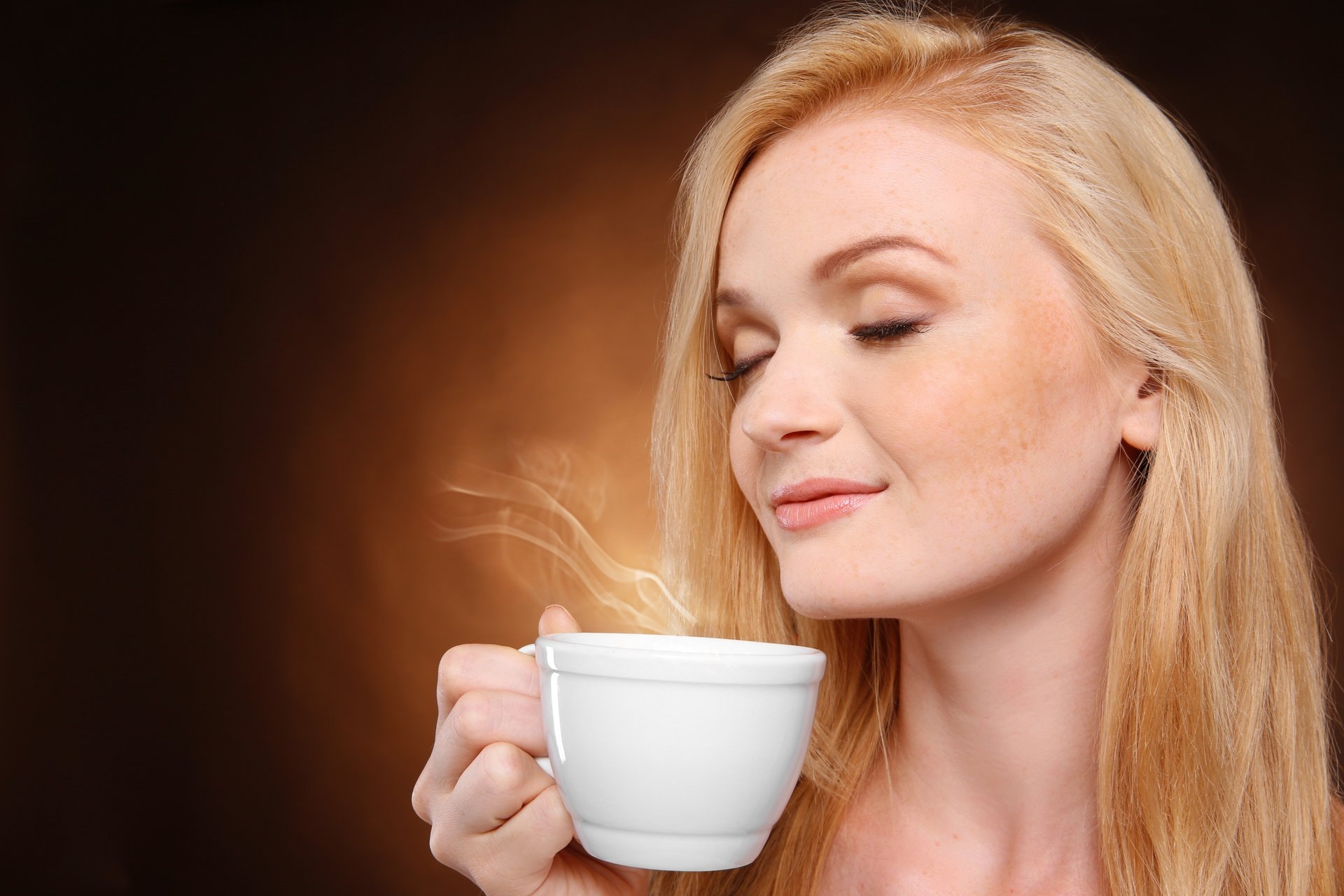 Kolagen kafa: viralni trend — da li zaista radi?