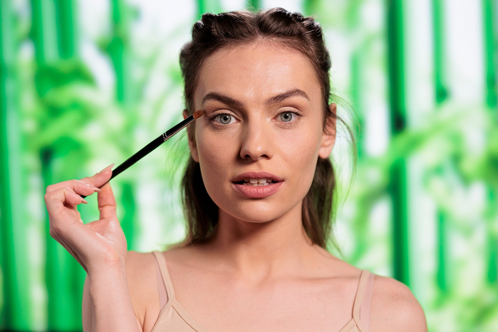 Make-up za bademaste oči: 5 tehnika koje ističu vaš oblik