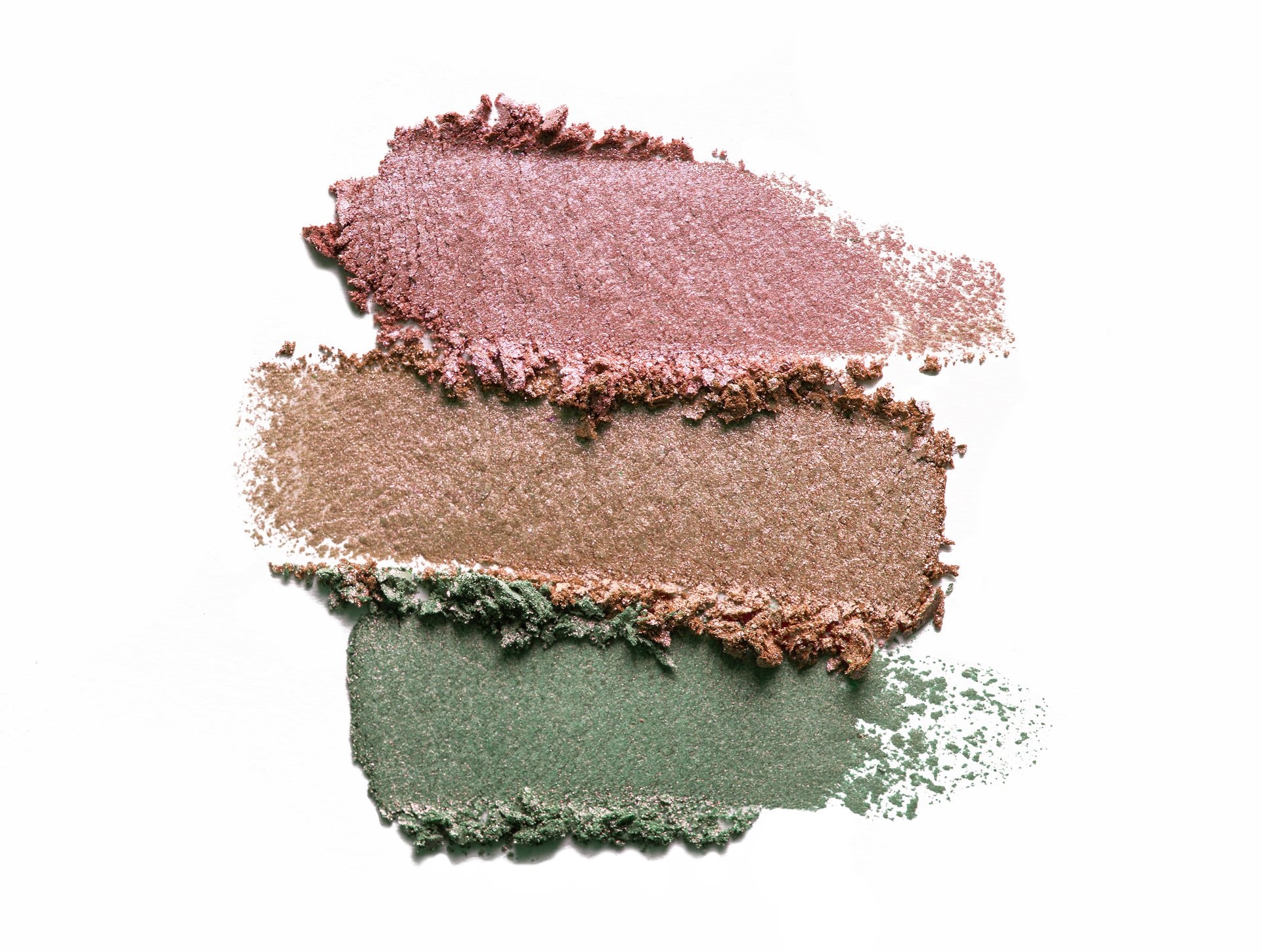 Make-up za kapljičaste oči: tehnike koje otvaraju pogled