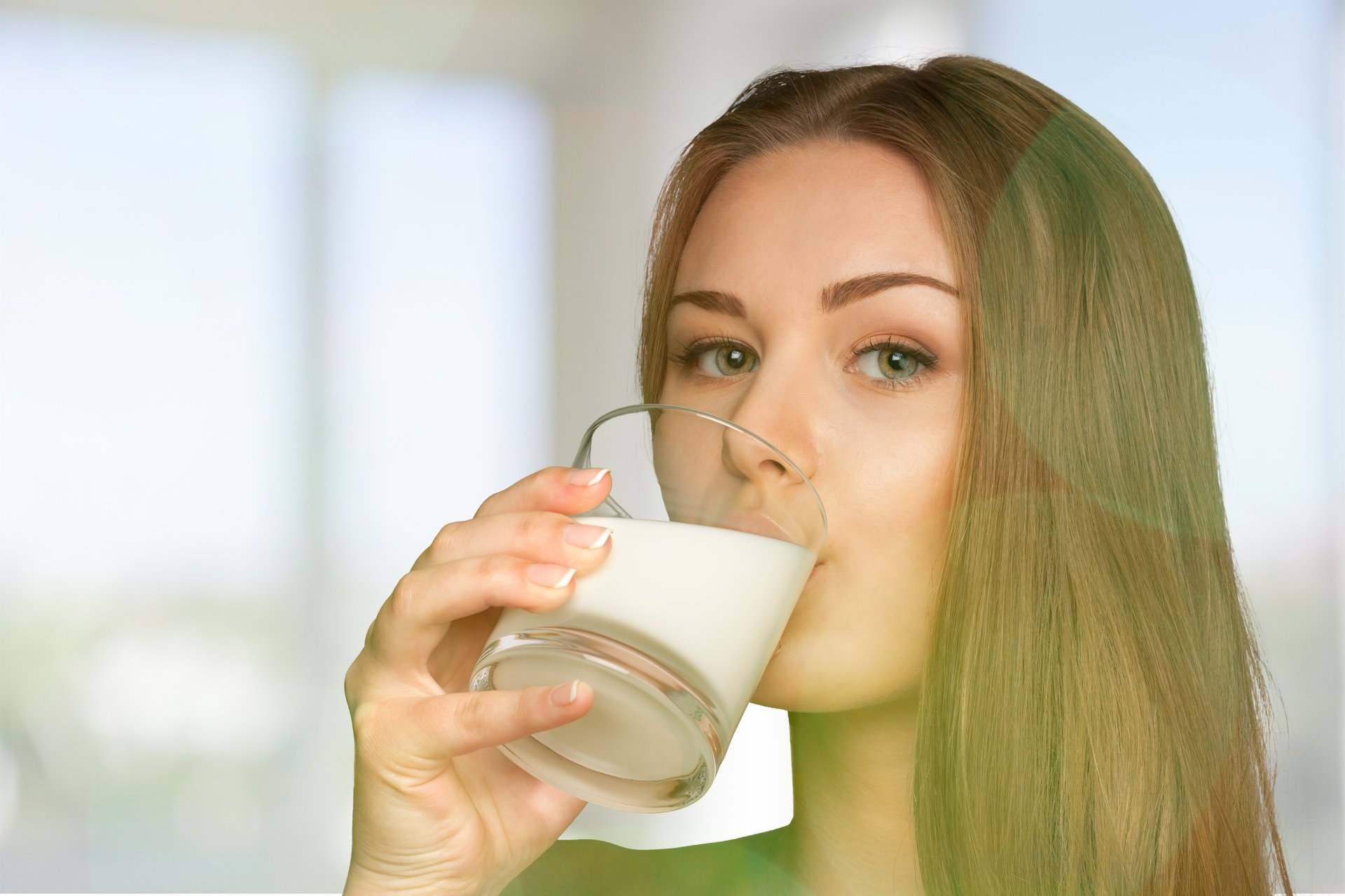 Mlijeko i akne: Trebate li promijeniti ishranu?
