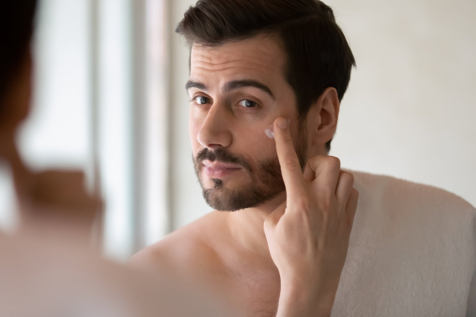 Muška koža nakon 35: Nauka iza anti-age tretmana