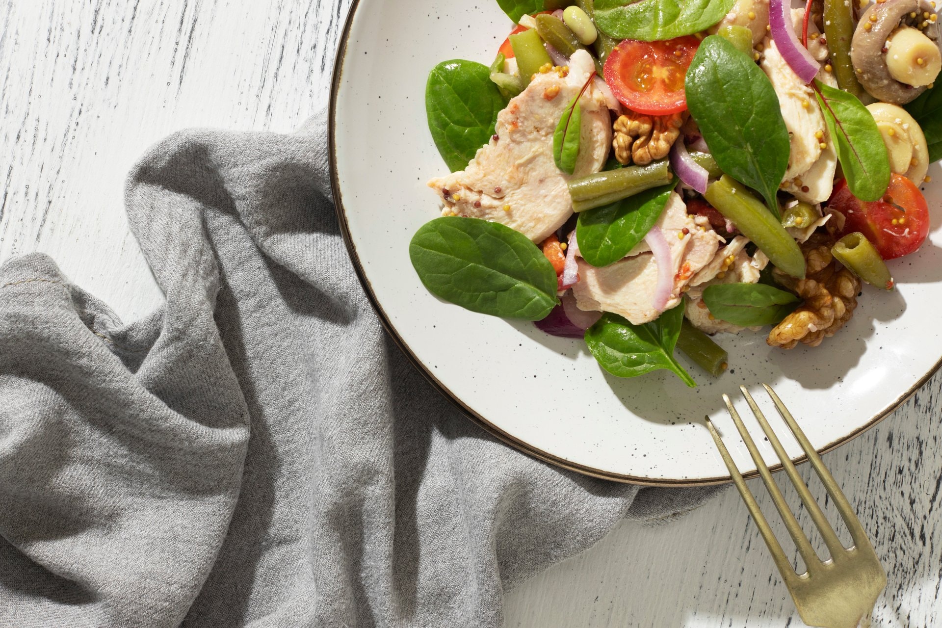 Proteinske salate koje drže sitost satima