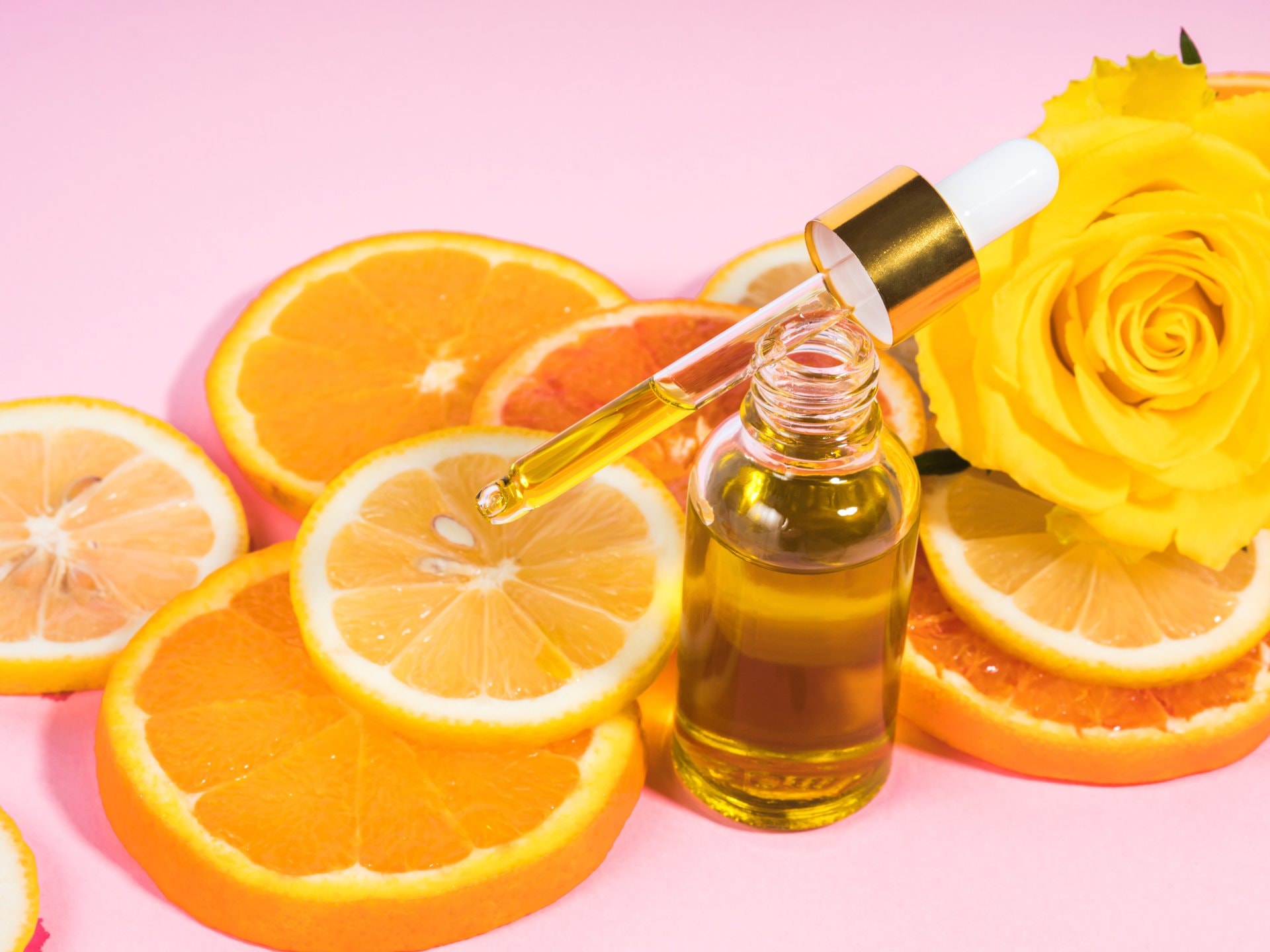 Retinol, bakuchiol ili vitamin C — koji je za vas?