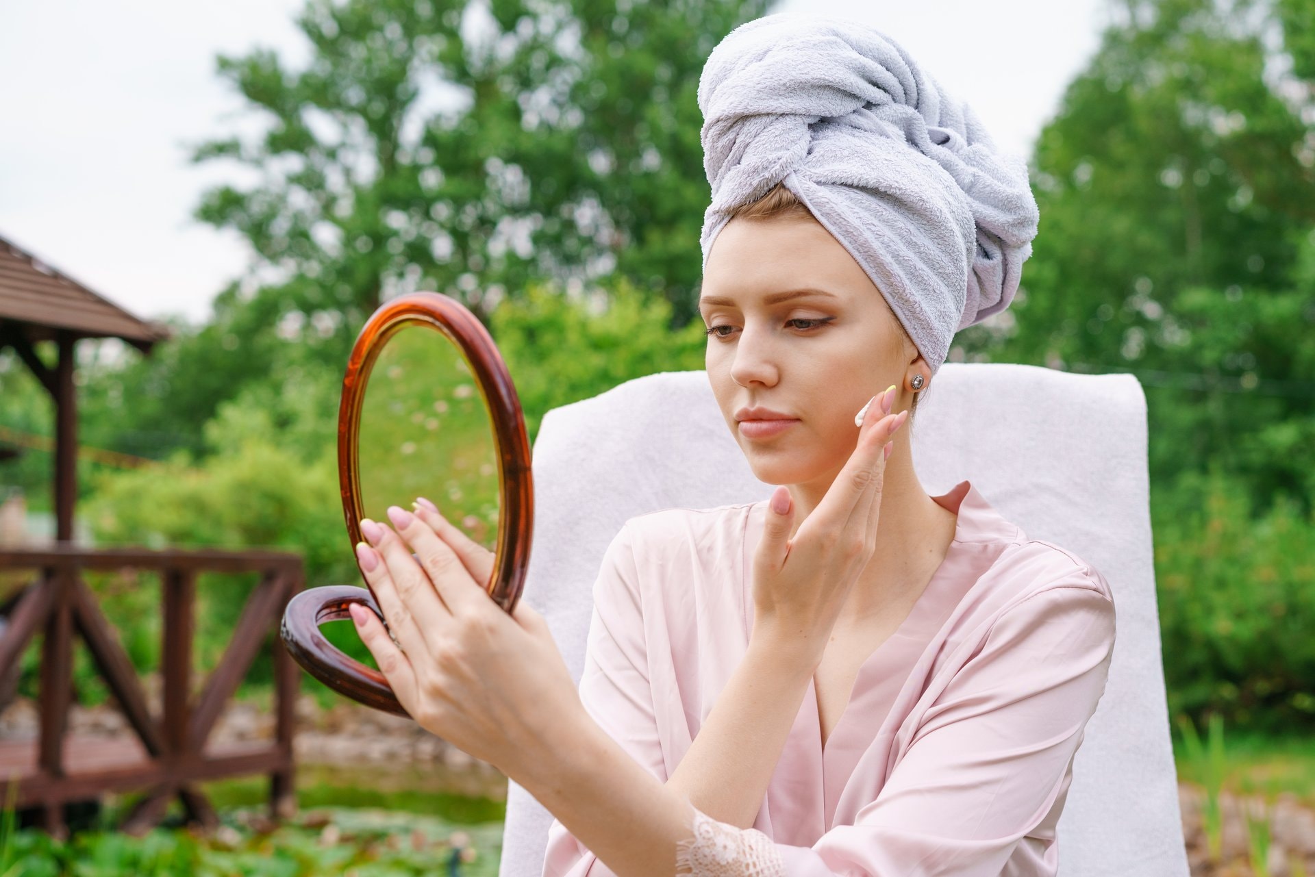 Skincare greške ljeti: 7 navika koje pogoršavaju vašu kožu