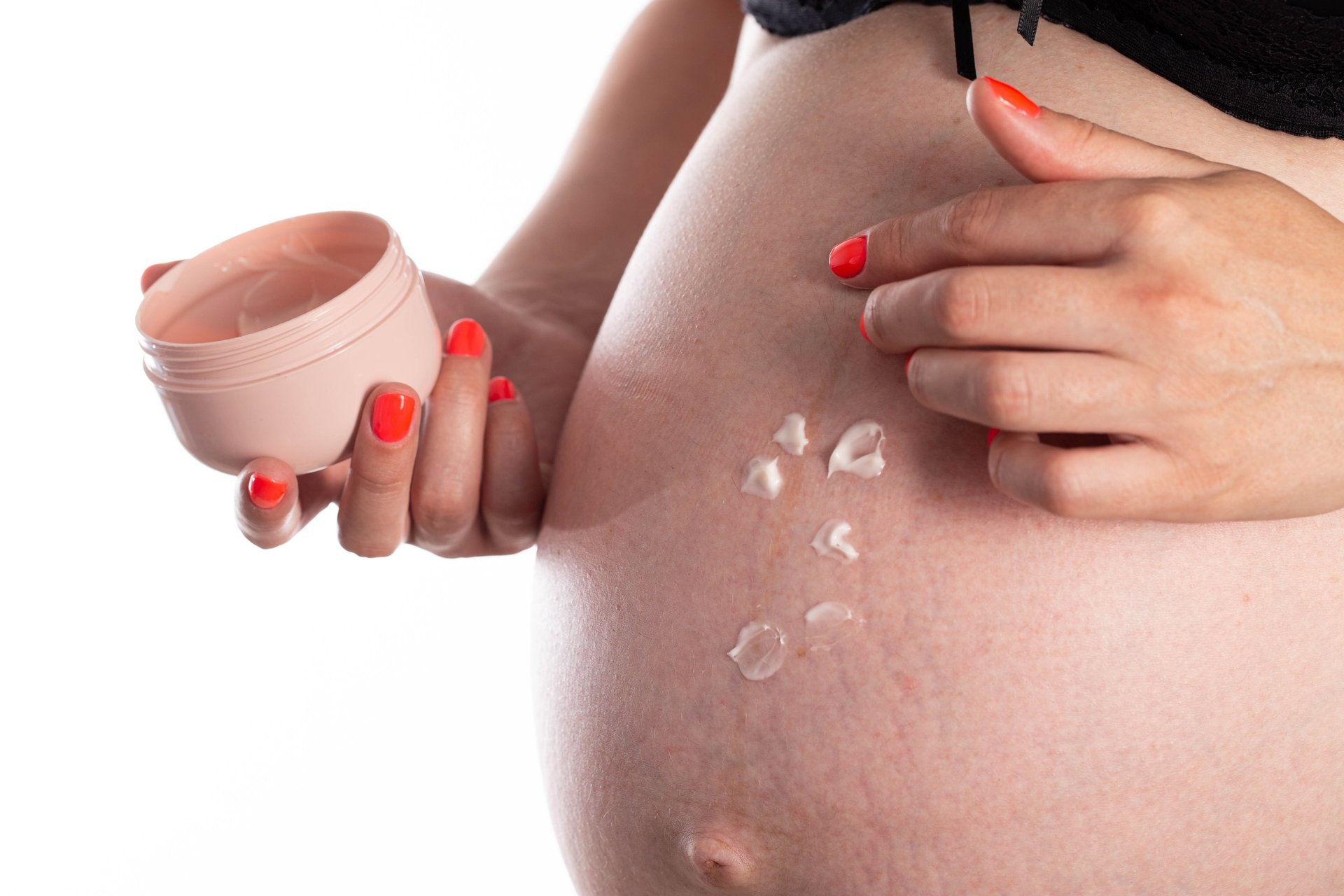 Skinoren i trudnoća, akne i melazma: kada ga dermatolog preporučuje
