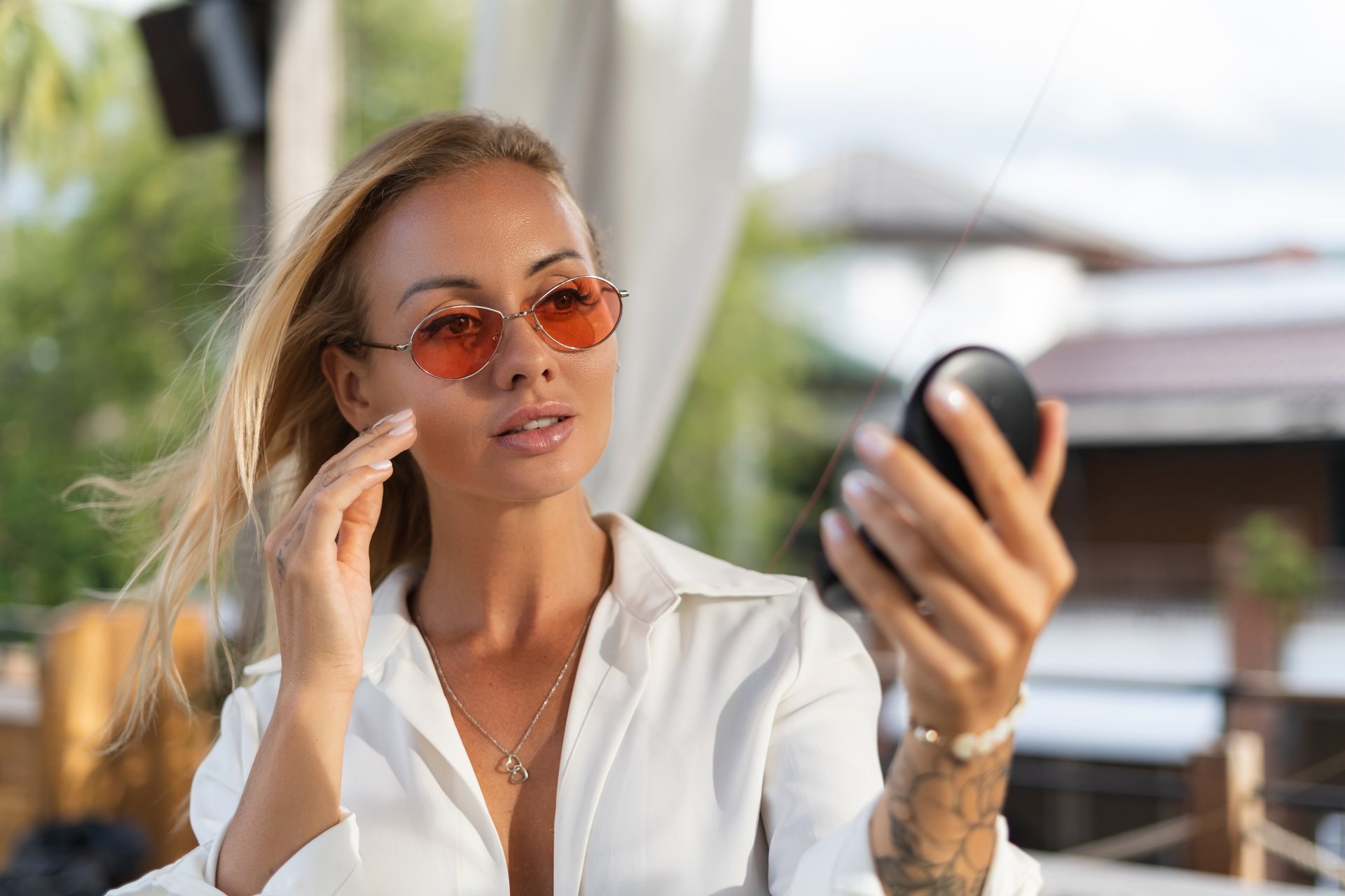 Šminka za ljeto: Manje je više na +35°C