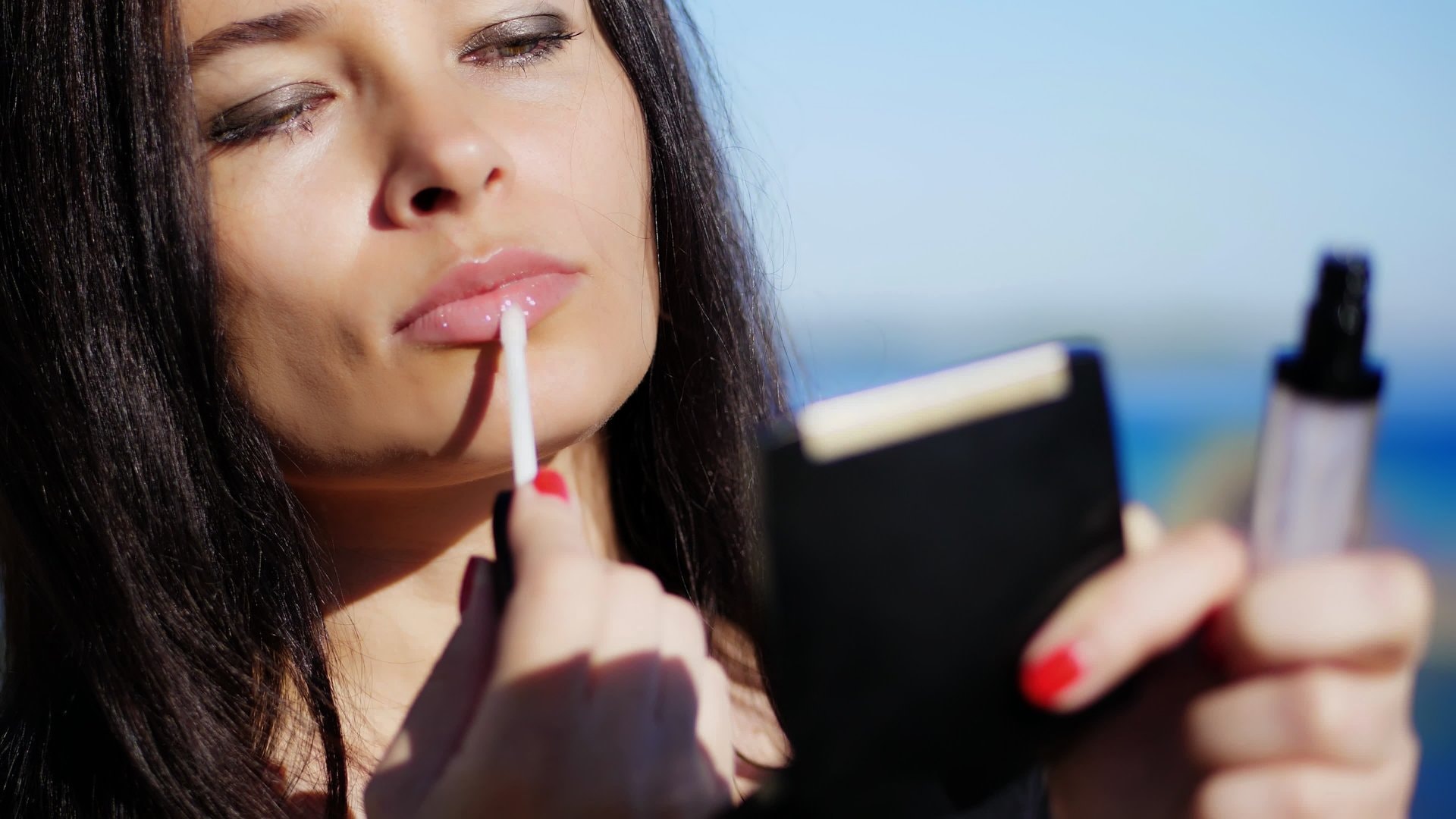 Sticky summer make-up: tehnika koja preživljava vrućinu