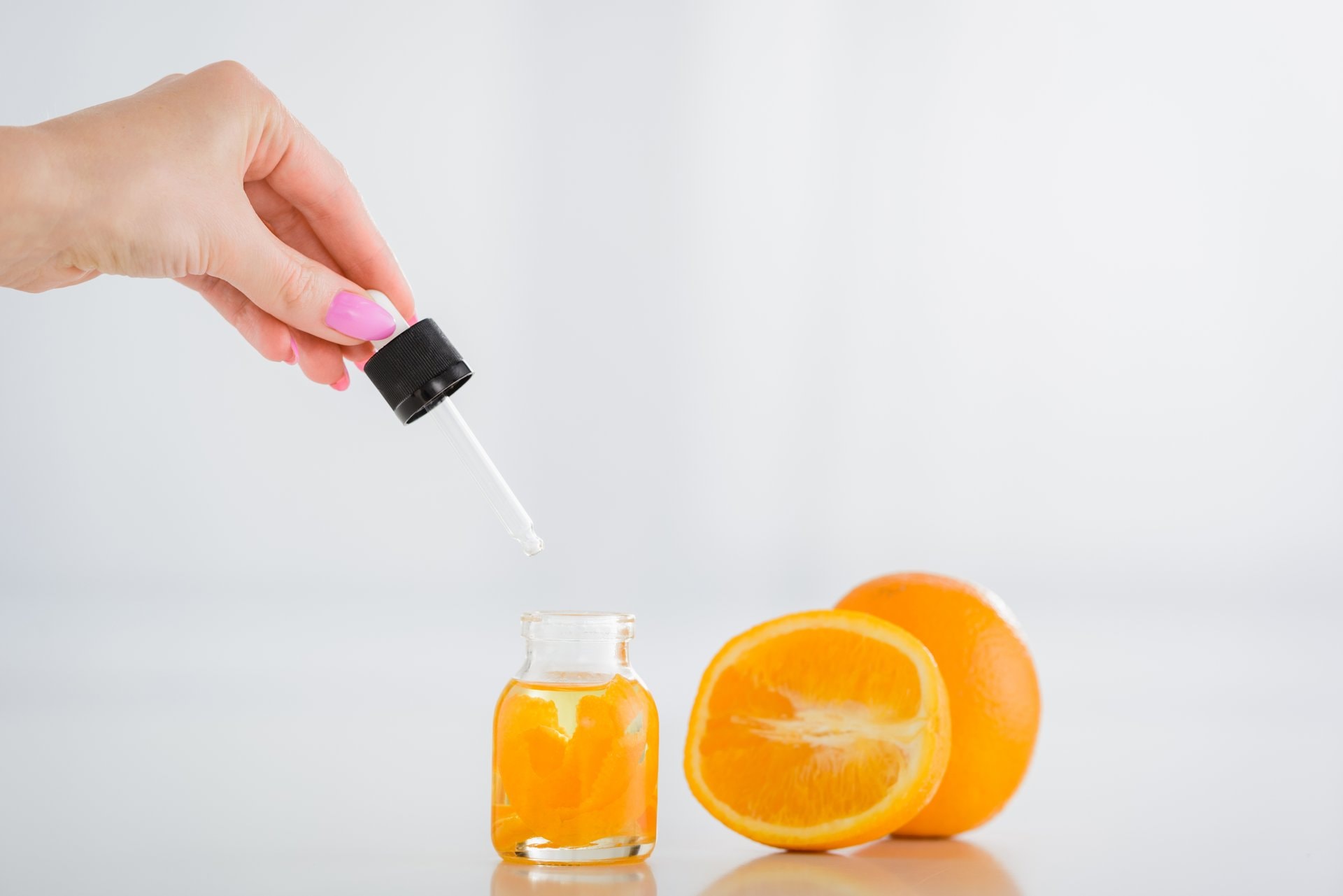 6 najboljih seruma: vitamin C + niacinamid