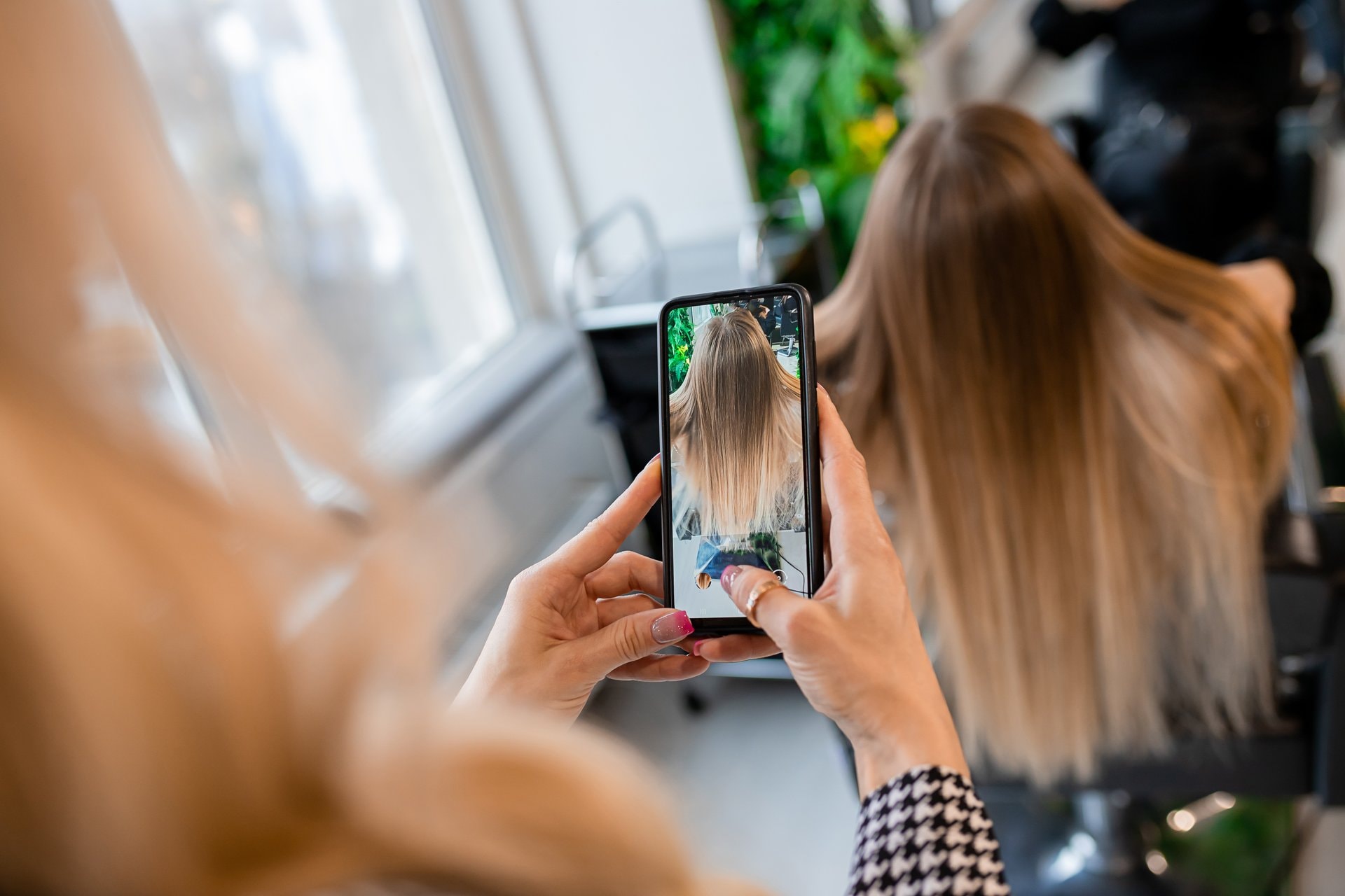 TikTok za salon u BiH: isplati se — ako prestaneš snimati kao amater