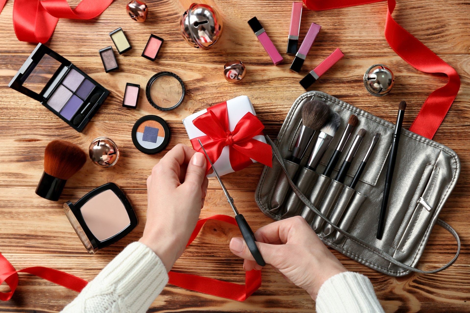 Vodič za beauty poklone: 20 ideja za svaki budžet i priliku