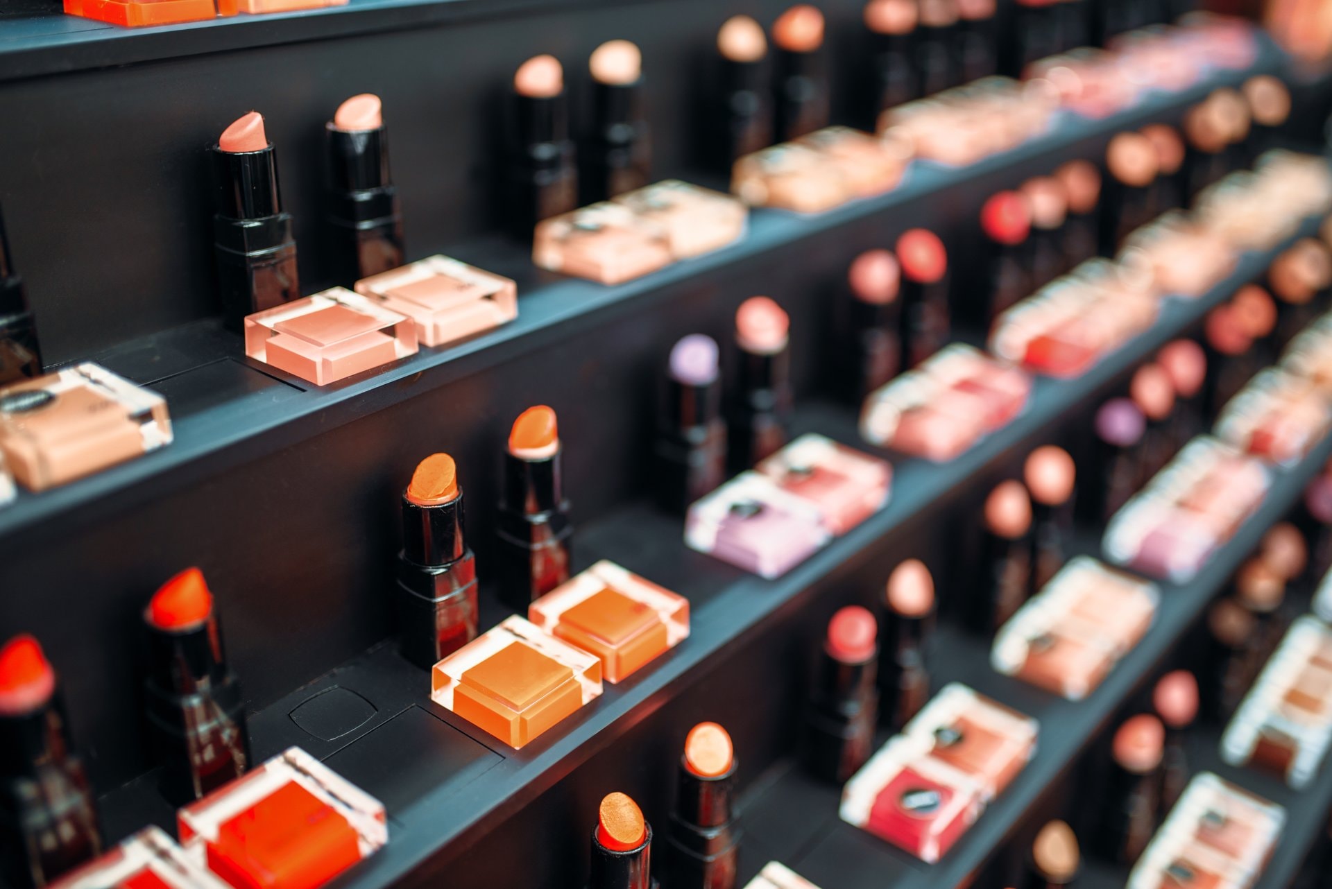 Beauty Logistika: Kako kupovati kozmetiku na putovanjima?